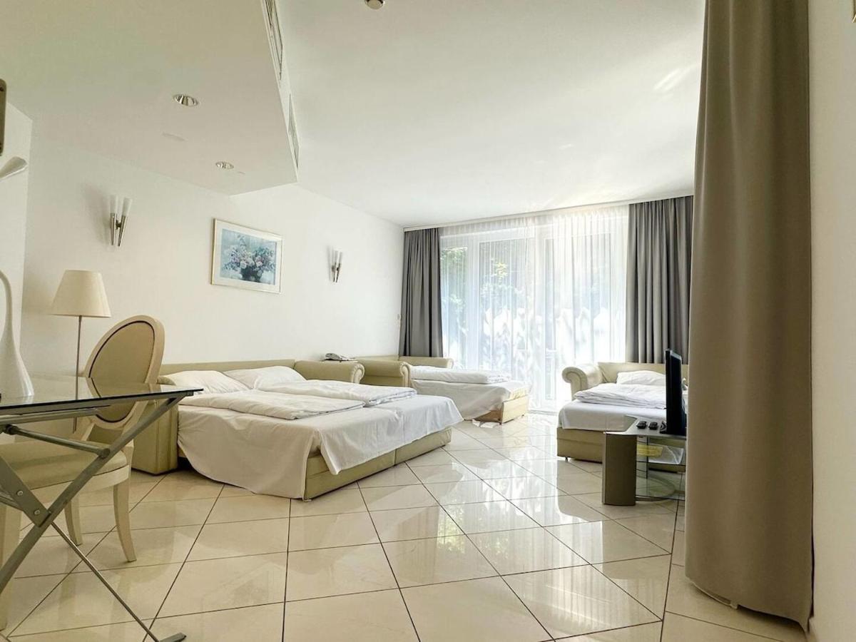 Hotel Schild I Vienna Forrest I On-Site Parking For 19,90 Eur